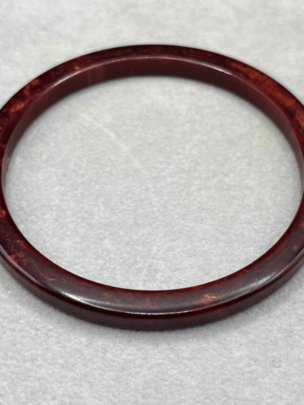 Maroon Marbled Bakelite Bangle Bracelet Spacer Size 7 3/4 - Picture 7 of 11